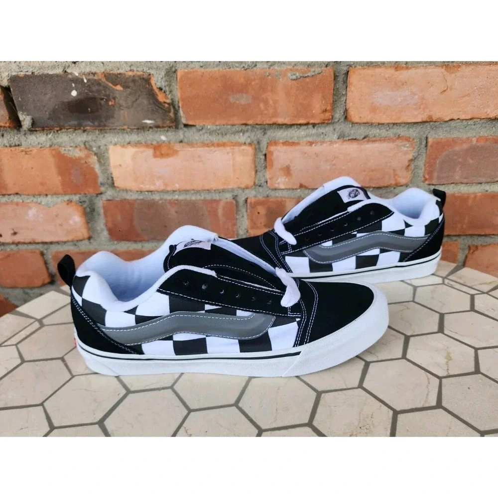 Sz 11.5 Vans Mega Check Knu Skool Skate Sneakers Mens Black White Checkerboard